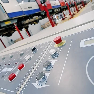 mobile-columns-lifts-truck eurogamma egsxl50fsegsxl100egsxl-underfloor photos