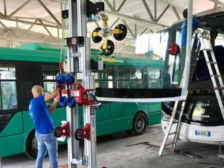 material-lifts golia slim-glassevo-3500tsevo-4500tsbullmagnumslim-3000tsslim-5400ts photos